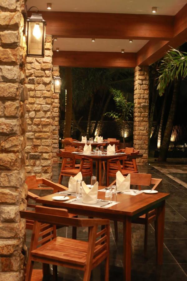 The Rockwall Boutique Hotel Bentota Extérieur photo